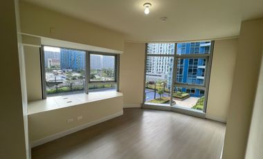2BR Condo unit with Parking for Sale in Bay Area Pasay Six Senses Residences near Mall of Asia , Solaire Okada