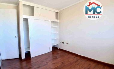 Corredora de Propiedades vende casa en Condominio don Arturo, Calama.