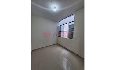 Alquilo Lindo Departamento En 1Er Piso En Urb Los Médanos Del Chipe La Providencia A Una Cuadra De La Vía Educativa//ID: 1174371