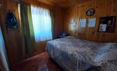 Gran oportunidad de inversión en Chimbarongo: casa con cancha de baby fútbol y excelente ubicación.