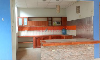 Alquilo Departamento En 3Er Piso En Urb La Alborada Av Sánchez Cerro//ID: 1174376