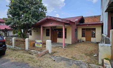 Rumah jalan Lobak/ Pitulo dekat Eka Hospital