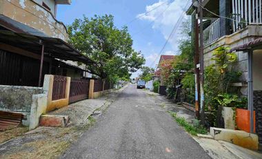 Rumah jalan Lobak/ Pitulo dekat Eka Hospital