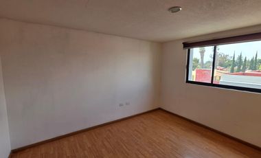 DEPARTAMENTO EN RENTA ZONA ZAVALETA-RECTA CHOLULA
