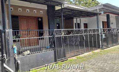 JUAL CEPAT RUMAH GRAFIKA BANYUMANIK SEMARANG. PERUMAHAN CLUSTER DI BANYUMANIK, BEBAS BANJIR