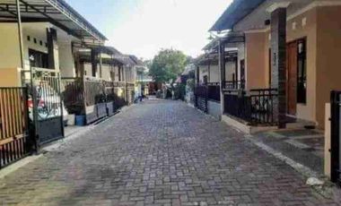 JUAL CEPAT RUMAH GRAFIKA BANYUMANIK SEMARANG. PERUMAHAN CLUSTER DI BANYUMANIK, BEBAS BANJIR