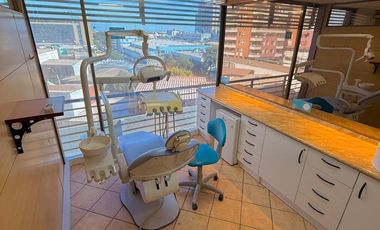 Arrienda Hoy y Comienza Mañana: Moderna Consulta Dental Full Equipada en Calle Matta Edificio Miscanti