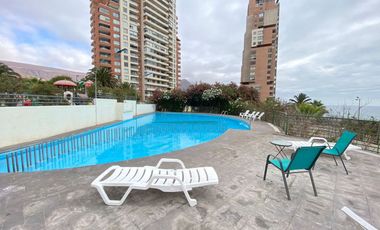 SE ARRIENDA DEPTO AMOBLADO EN EDIFICIO ARAUCARIA.