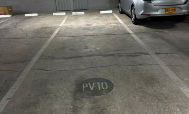 Renta HERMOSO Apartamento vacío Poblado