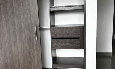 Renta HERMOSO Apartamento vacío Poblado