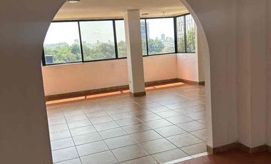 Casa en Alquiler en Lomas de Urdesa