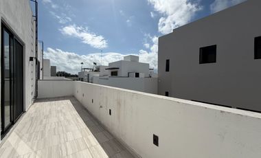 Casa en renta sin amueblar río residencial, Cancún q. roo