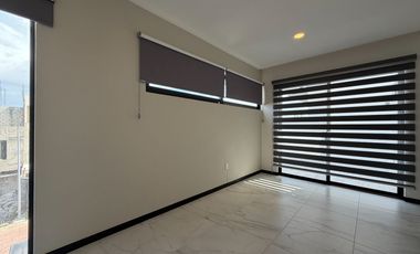 Casa en renta sin amueblar río residencial, Cancún q. roo