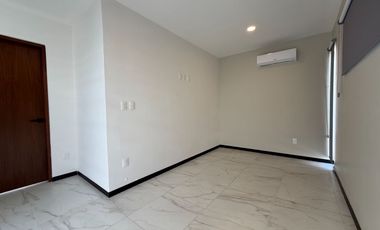 Casa en renta sin amueblar río residencial, Cancún q. roo