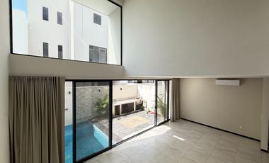 Casa en renta sin amueblar río residencial, Cancún q. roo
