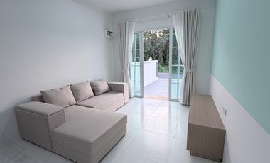 Minimalist 2-Bedroom House for Rent in Thana Home Project, Khao Pilai