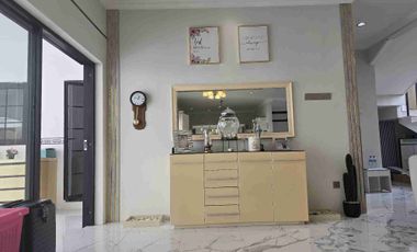 Rumah design American modern house dengan lebar muka 16m dan luas tanah 510 m dengan KT 6 dan 6 KM