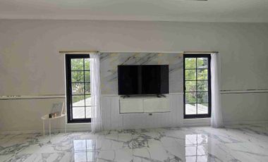 Rumah design American modern house dengan lebar muka 16m dan luas tanah 510 m dengan KT 6 dan 6 KM