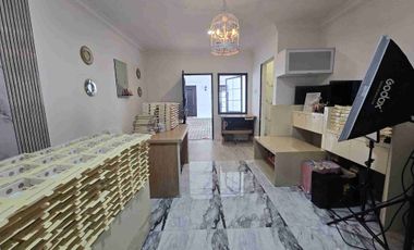 Rumah design American modern house dengan lebar muka 16m dan luas tanah 510 m dengan KT 6 dan 6 KM