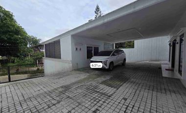 Rumah design American modern house dengan lebar muka 16m dan luas tanah 510 m dengan KT 6 dan 6 KM