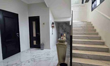 Rumah design American modern house dengan lebar muka 16m dan luas tanah 510 m dengan KT 6 dan 6 KM