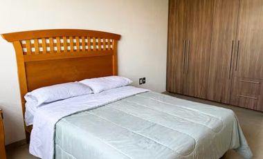 PRECIOSA CASA DE DOS NIVELES, CON UNA  EXCELENTE UBICACIÓN.