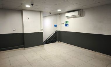 LOCAL COMERCIAL LOS LEONES CON BILBAO, PROVIDENCIA, 149 M2. OPCIONAL 2 ESTACIONAMIENTOS