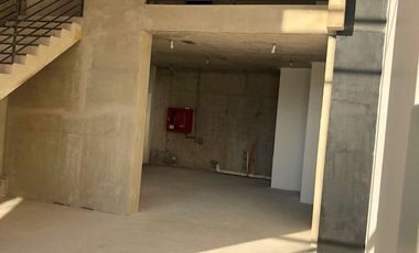 LOCAL COMERCIAL LOS LEONES CON BILBAO, PROVIDENCIA, 149 M2. OPCIONAL 2 ESTACIONAMIENTOS