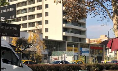 LOCAL COMERCIAL LOS LEONES CON BILBAO, PROVIDENCIA, 149 M2. OPCIONAL 2 ESTACIONAMIENTOS