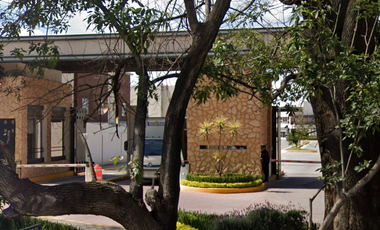 CASA EN VENTA EN CUAUTITLÁN: Exclusividad en Villas Xaltipa II, a Minutos del Tren Suburbano y Circuito Exterior