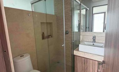 AMPLIO DEPARTAMENTO EN RENTA frente a SONATA