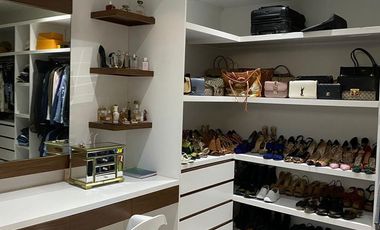 Aqua Residencial: Casa muy amplia en renta / Very spacious home for rent