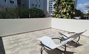 Residencial Cumbres: Casa con 18 paneles solares / Home with 18 solar panels