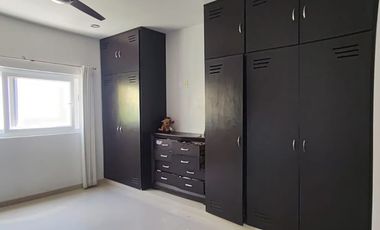 Residencial Cumbres: Casa con 18 paneles solares / Home with 18 solar panels