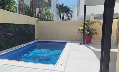 Residencial Cumbres: Casa con 18 paneles solares / Home with 18 solar panels