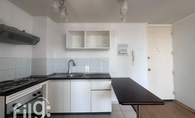 Arriendo Departamento 2D/1B, Metro y Servicios Cercanos