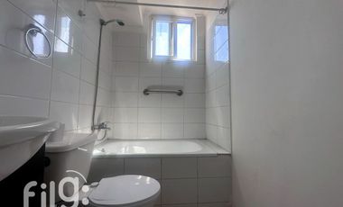 Arriendo Departamento 2D/1B, Metro y Servicios Cercanos