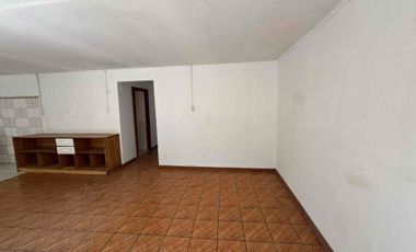 Arriendo amplia casa 3D 1B en recoleta