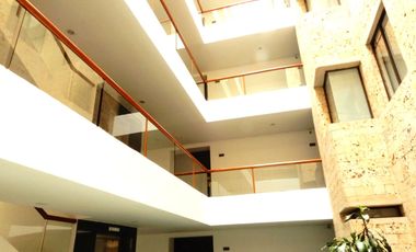 A 2 Cuadras del CC Unicentro!!!!! En Perfecto Estado