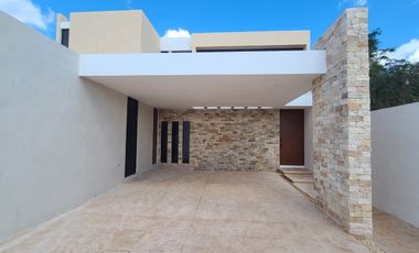 Casa en venta 4 recámaras ENTREGA INMEDIATA al norte de Mérida