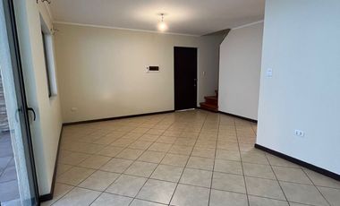 Casa con gran potencial habitacional o comercial en Sector Bicentenario – Talca