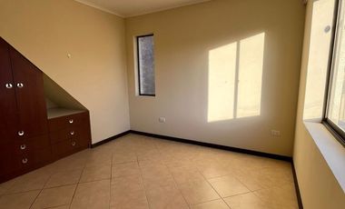 Casa con gran potencial habitacional o comercial en Sector Bicentenario – Talca