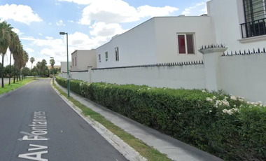 EN ZONA EXCLUSIVA DE NUEVO LAREDO, BONANZA, GRAN OPORTUNIDAD!! CASA EN REMATE BANCARIO, NO SE ACEPTAN CREDITOS DE NINGUN TIPO