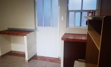 ESTUDIO EN RENTA AMUEBLADO Y CON SERVICIOS