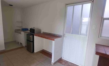 ESTUDIO EN RENTA AMUEBLADO GRAN UBICACIÓN