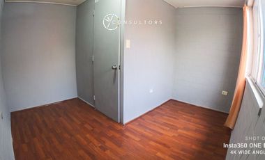 Arriendo Casa Pasaje Tokio, Quilicura / Estacionamiento