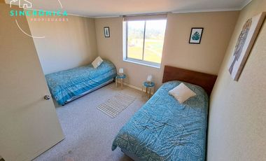 SINCRONICA PROPIEDADES ARRIENDA POR AÑO CORRIDO HERMOSO DPTO EN LAGNA BAHIA