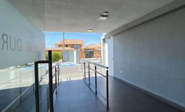 SE ARRIENDA DPTO. 3D/2B, AMOBLADO, AÑO CORRIDO, LA HERRADURA