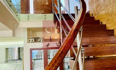 VENTA CASA DE LUJO VISTA AL MAR 3 DOR/4 BA