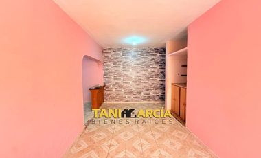 Vendo Casa muy amplia super céntrica!! en Córdoba, a unas calles de la clínica 61 y parque San Miguel!!